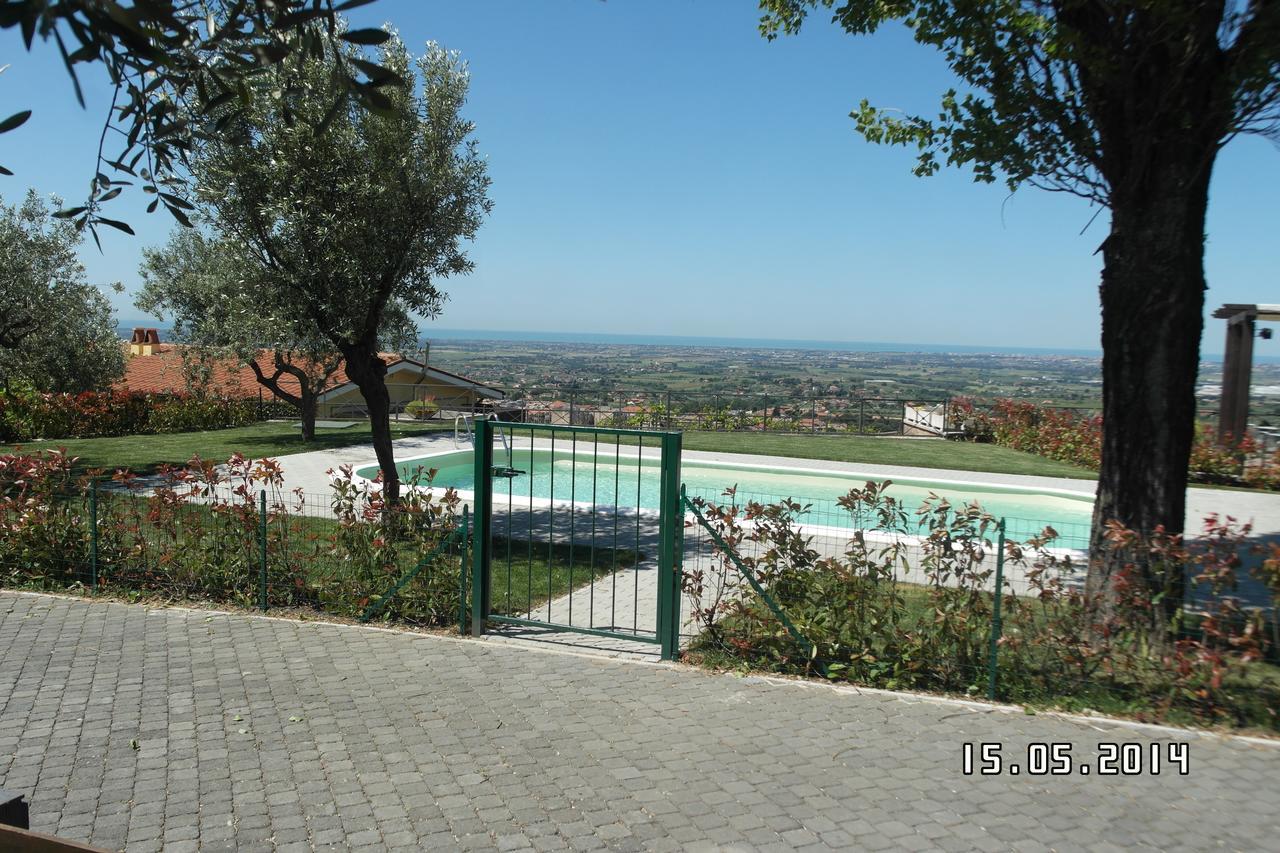 Vila Agriturismo La Vite E Gli Ulivi Ariccia Exteriér fotografie